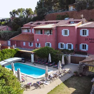 https://la-maison-des-ocres.fr-provencehotel.com